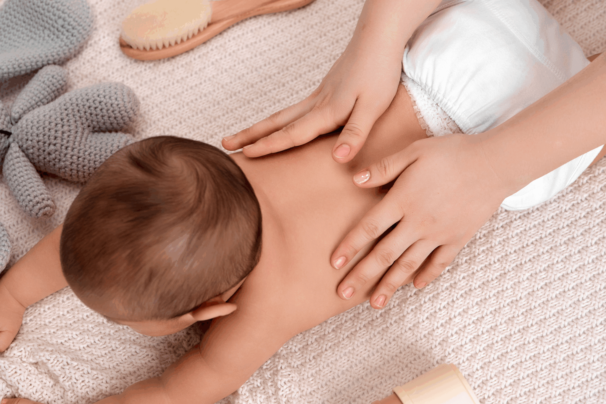 Como Soltar o Intestino do Bebê em Minutos - Love&Care