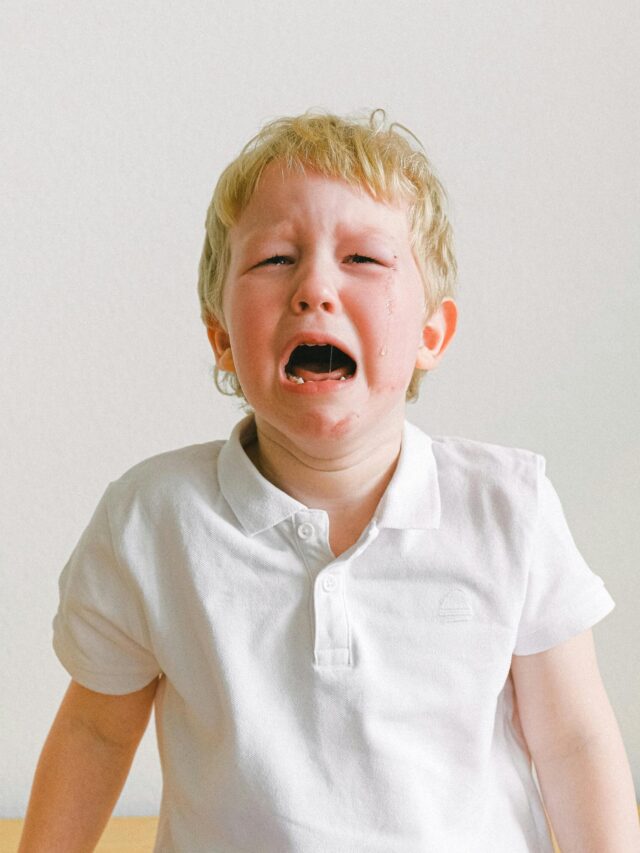 criança chorando